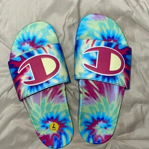 Champion mega tie die sandals